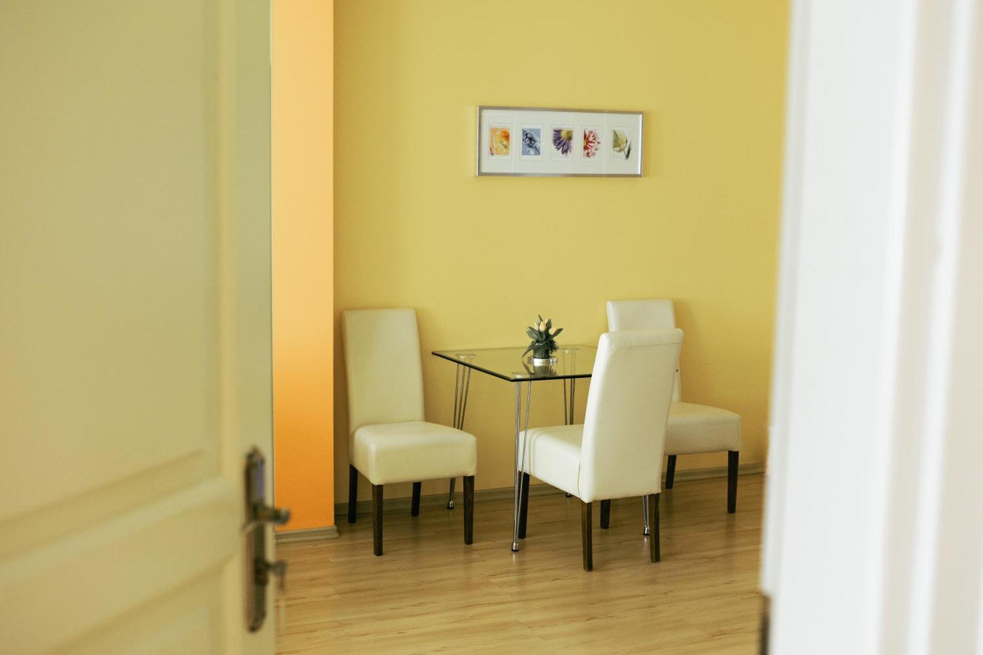 Apartamenty Optimal بوتسك المظهر الخارجي الصورة